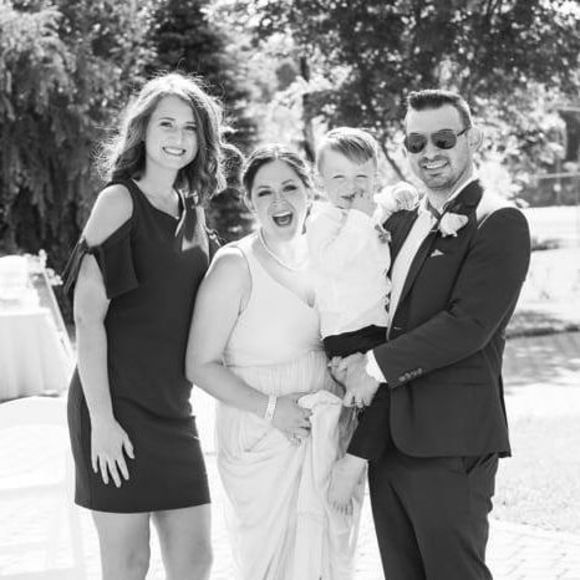 Meet your Posher, Kristin - Picture 1 of 1